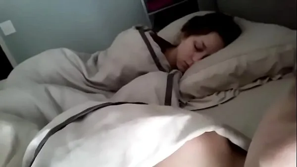 Bedste voyeur teen lesbian sleepover masturbation klip klip