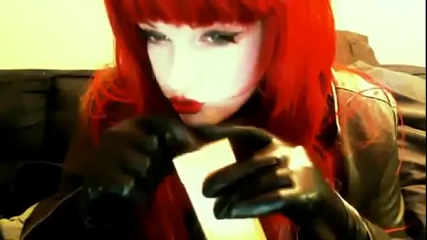 I migliori goth redhead smoking clip Clip