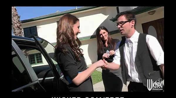 Nejlepší Pair of sisters bribe their car salesman into a threesome klipy Klipy