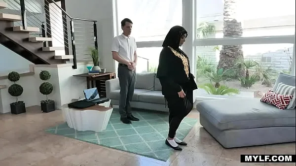 Best Arab MILF Craves For Young Cock- Kylie Kingston clips Clips