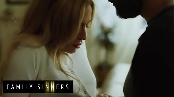 En iyi Rough Sex Between Stepsiblings Blonde Babe (Aiden Ashley, Tommy Pistol) - Family Sinners klip Klipler