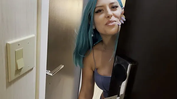 Casting Curvy: Blue Hair Thick Porn Star BEGS to Fuck Delivery Guy Klip Klip terbaik