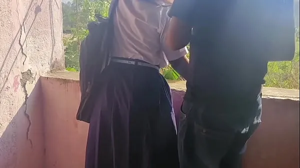 En iyi गांव से बाहर आकर पड़ने वाली लड़की को ट्यूशन टीचर ने अच्छे चोदा। हिंदी ऑडिय klip Klipler