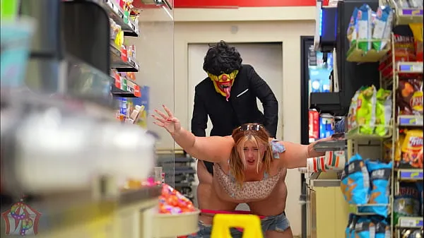 Best Horny BBW Gets Fucked At The Local 7- Eleven clips Clips