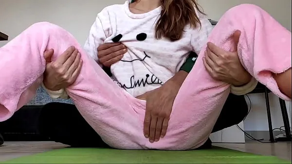 asian amateur real homemade teasing pussy and small tits fetish in pajamas klip klip terbaik