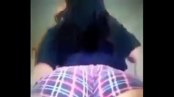 Thick white girl twerking klip klip terbaik